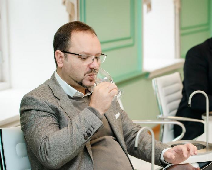 akorneev1