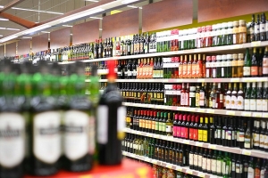 Минфин предложил брать плату за торговлю алкоголем с каждой точки продаж